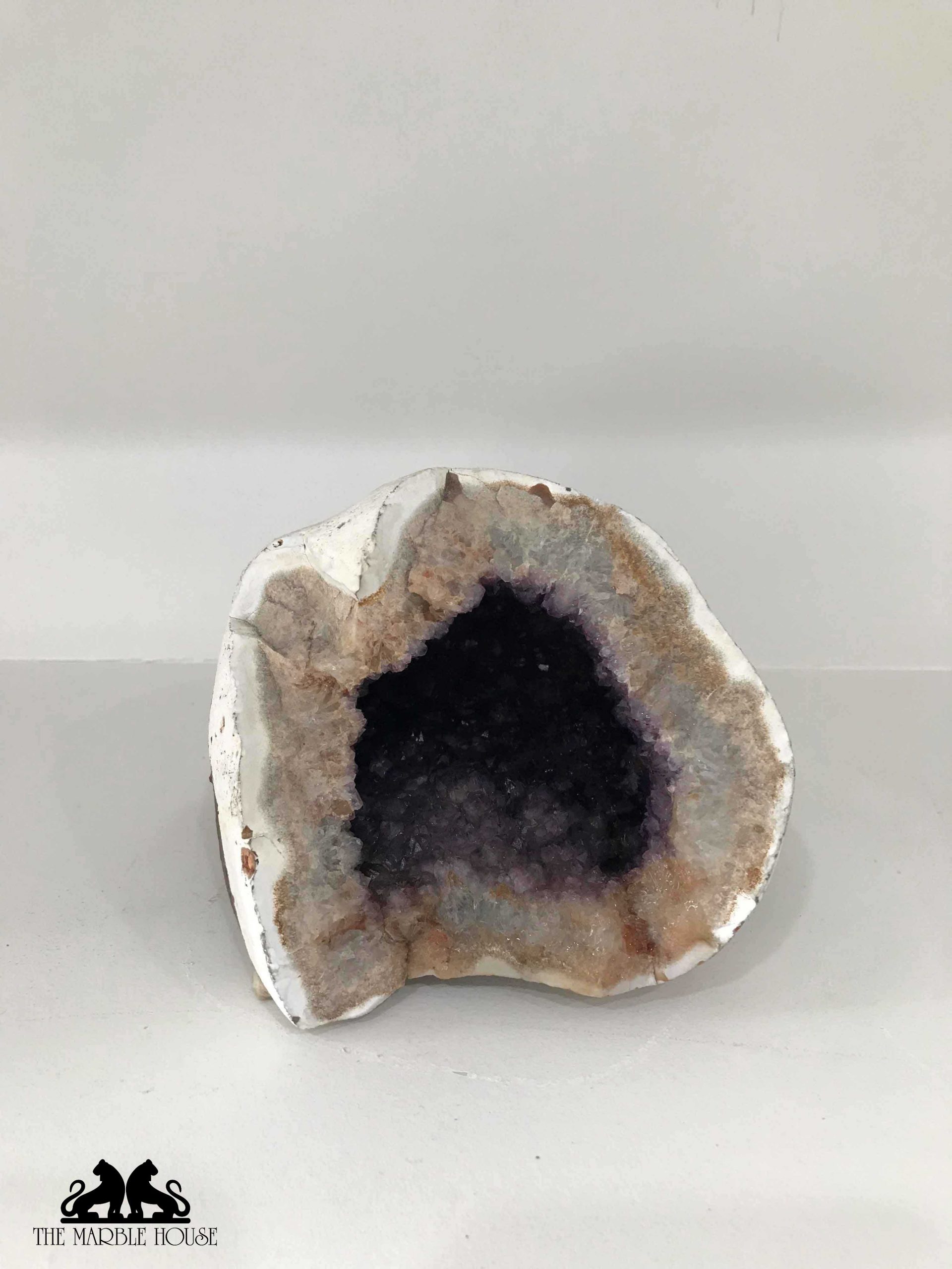 The Marble House. Natural stones for sale. Amethyst stone. Amethysts supplier Melbourne, Sydney. A012