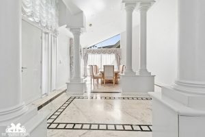 Dolido-and-Tinos-Green