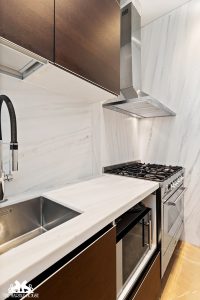 White-Pentelikon-Kitchen-2